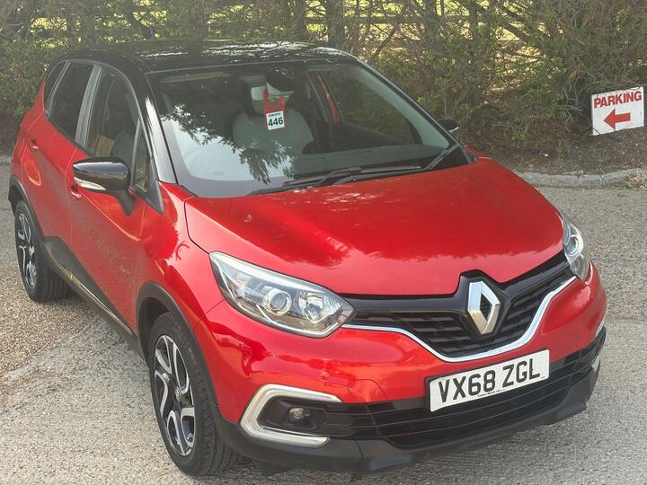 Renault Captur 0.9 TCe ENERGY Iconic Euro 6 (s/s) 5dr Renault Captur 0.9 TCe ENERGY Iconic Euro 6 (s/s) 5dr