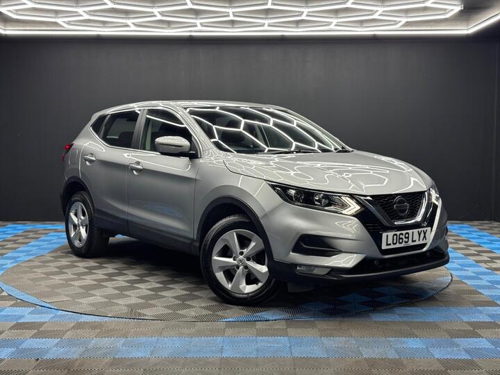 Nissan Qashqai 1.3 DIG-T Acenta Premium Euro 6 (s/s) 5dr