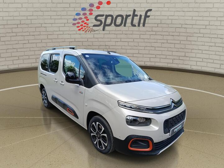 Citroen Berlingo 1.2 PureTech Flair XTR XL MPV EAT Euro 6 (s/s) 5dr Citroen Berlingo 1.2 PureTech Flair XTR XL MPV EAT Euro 6 (s/s) 5dr