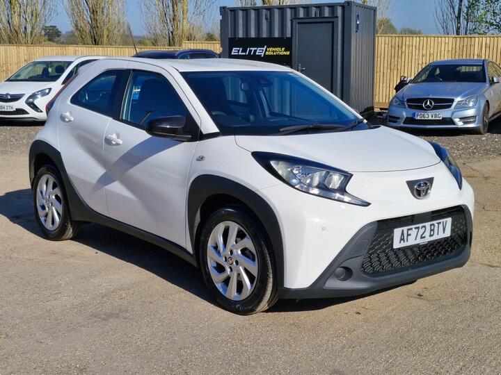 Toyota Aygo X 1.0 VVT-i Pure X-shift Euro 6 (s/s) 5dr