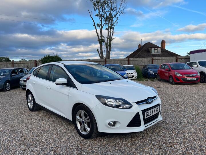 Ford Focus 1.6 Zetec Powershift Euro 5 5dr