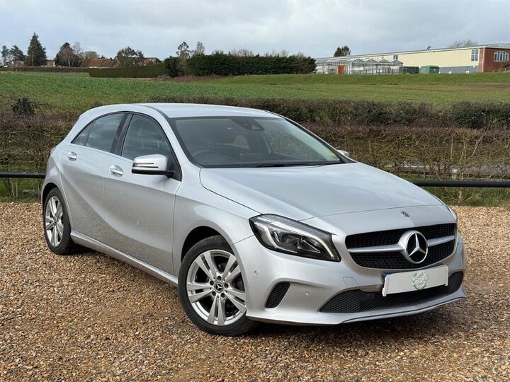 Mercedes-Benz A Class 1.5 A180d Sport (Premium) 7G-DCT Euro 6 (s/s) 5dr