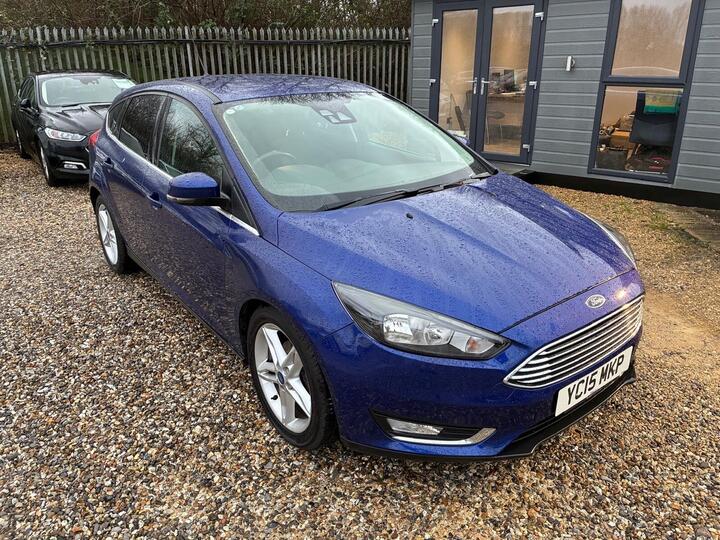Ford Focus 1.6 Titanium Powershift Euro 6 5dr
