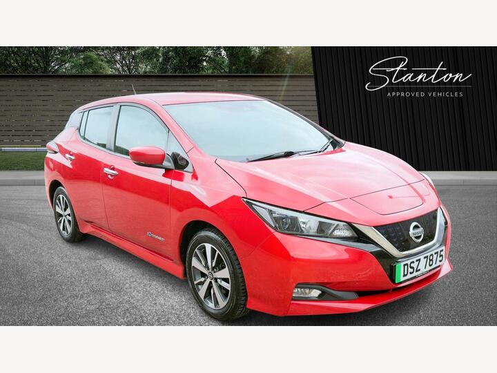 Nissan LEAF 40kWh Acenta Auto 5dr Nissan LEAF 40kWh Acenta Auto 5dr