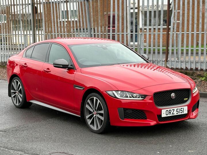 Jaguar XE 2.0i 300 Sport Auto AWD Euro 6 (s/s) 4dr