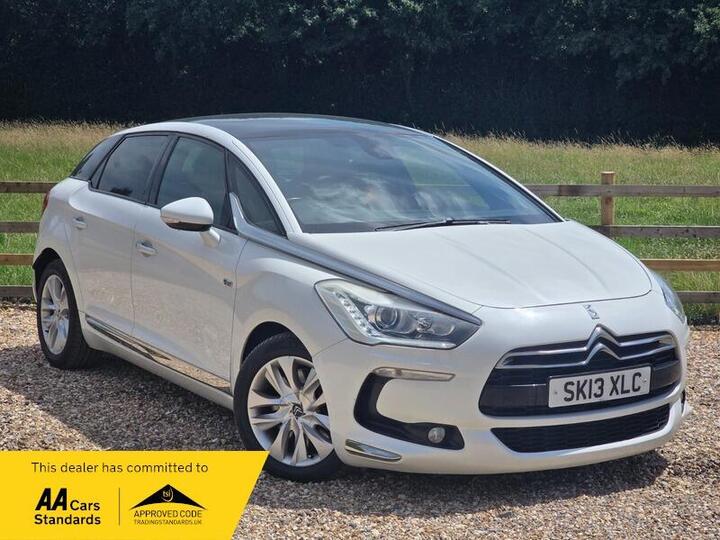 Citroen DS5 2.0 H E-HDi Airdream DStyle EGS6 4WD Euro 5 (s/s) 5dr