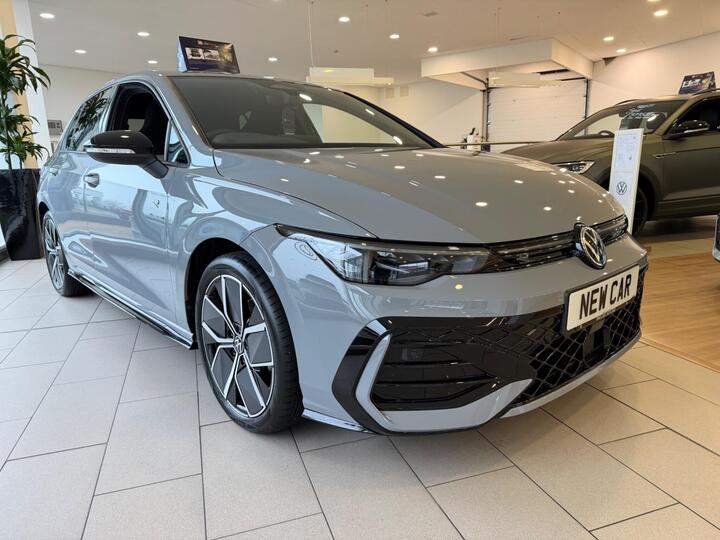 Volkswagen Golf 1.5 ETSI MHEV Black Edition DSG Euro 6 (s/s) 5dr