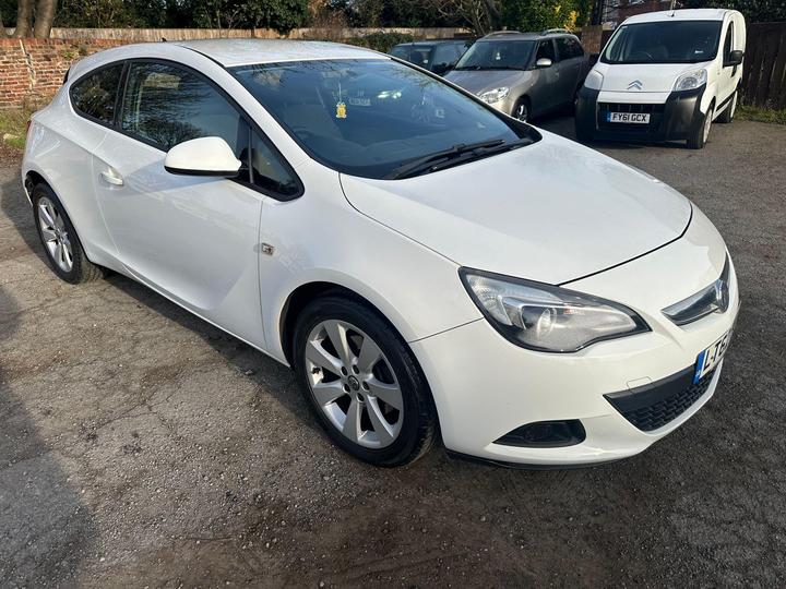 Vauxhall Astra GTC 1.4T 16V Sport Euro 5 (s/s) 3dr