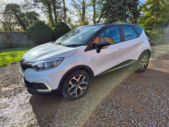 Renault Captur 1.5 DCi ENERGY Dynamique Nav Euro 6 (s/s) 5dr Renault Captur 1.5 DCi ENERGY Dynamique Nav Euro 6 (s/s) 5dr