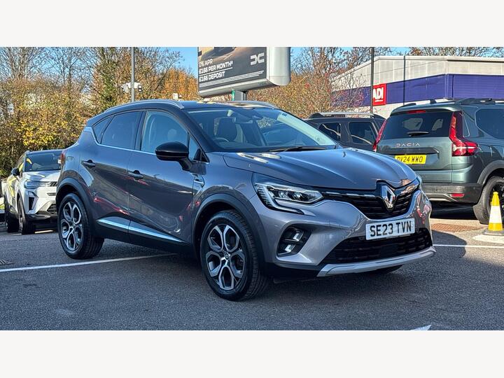 Renault Captur 1.6 E-TECH Techno Auto Euro 6 (s/s) 5dr