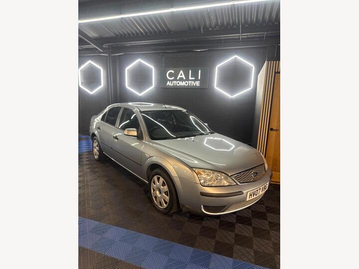 Ford Mondeo 1.8 LX 5dr