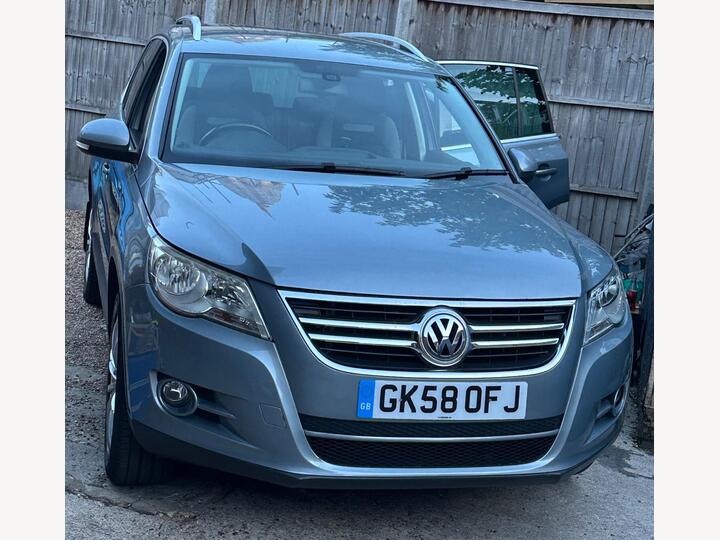 Volkswagen Tiguan 2.0 TSI Sport 4WD Euro 4 5dr