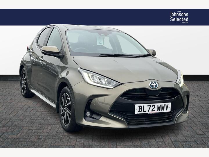 Toyota Yaris 1.5 VVT-h Design E-CVT Euro 6 (s/s) 5dr