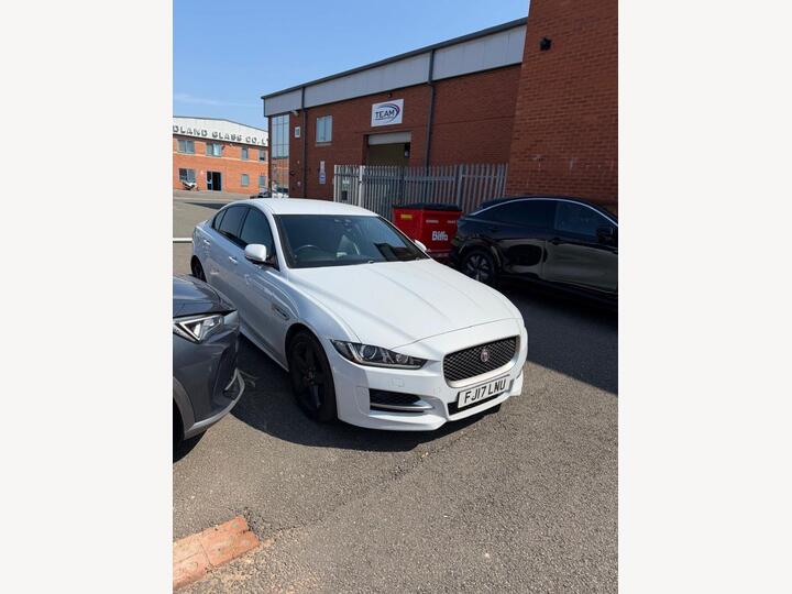 Jaguar XE 2.0d R-Sport Auto Euro 6 (s/s) 4dr