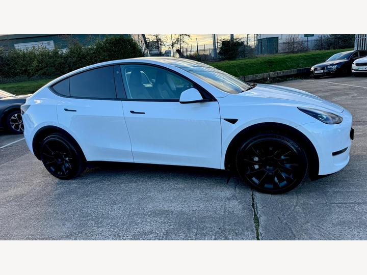 Tesla Model Y (Dual Motor) Long Range Auto 4WDE 5dr