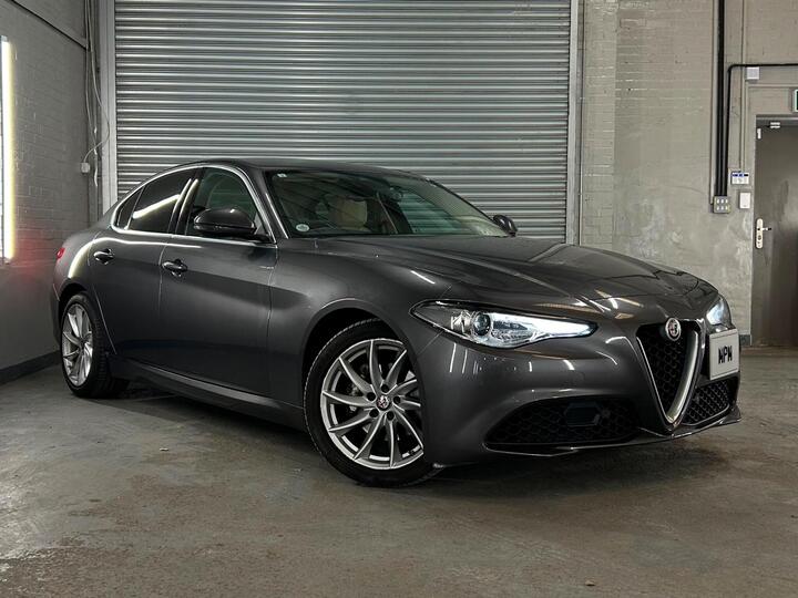 Alfa Romeo Giulia 2.2 TD Super Auto Euro 6 (s/s) 4dr