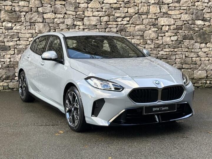 BMW 1 SERIES 1.5 120i MHT M Sport DCT Euro 6 (s/s) 5dr