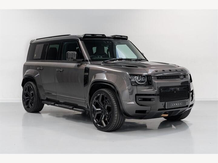 Land Rover Defender 110 4.4 P635 V8 MHEV OCTA Auto 4WD Euro 6 (s/s) 5dr Land Rover Defender 110 4.4 P635 V8 MHEV OCTA Auto 4WD Euro 6 (s/s) 5dr
