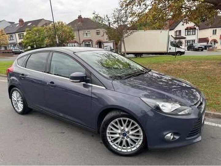 Ford Focus 1.0T EcoBoost Zetec Euro 5 (s/s) 5dr