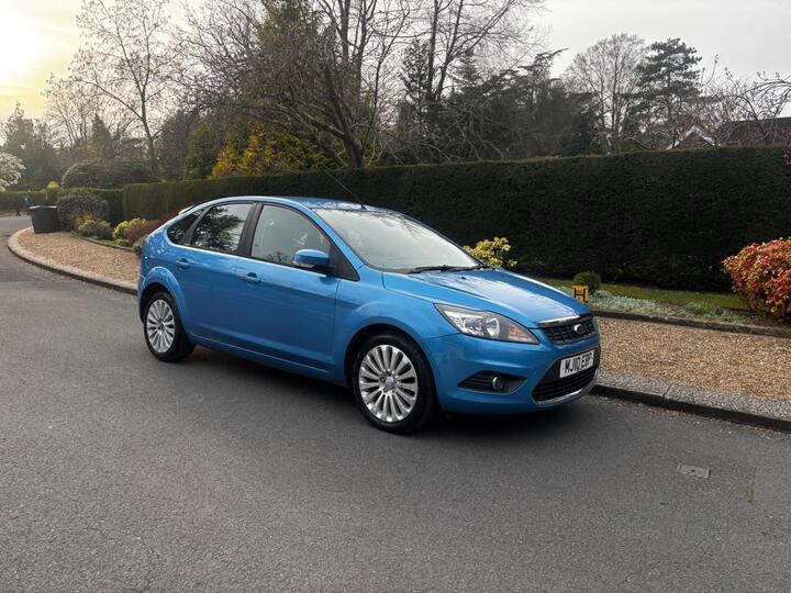 Ford Focus 1.6 Titanium 5dr