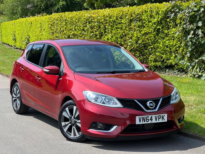 Nissan Pulsar 1.5 DCi Tekna Euro 5 (s/s) 5dr Nissan Pulsar 1.5 DCi Tekna Euro 5 (s/s) 5dr