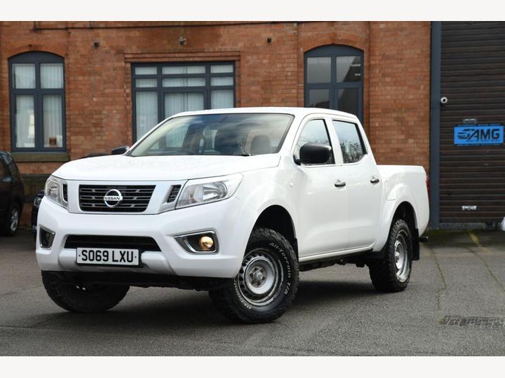 Nissan NAVARA 2.3 DCi Visia King Cab Pickup 4WD Euro 6 (s/s) 4dr