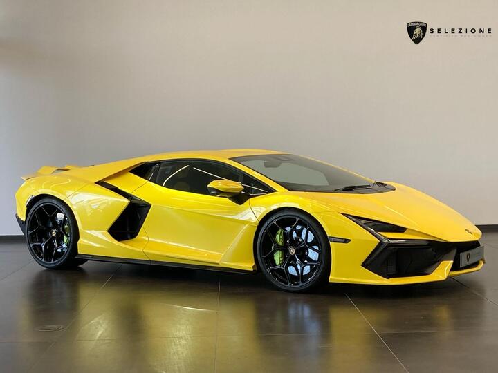 Lamborghini Revuelto 6.5 V12 HPEV 3.8kWh AMT 4WD Euro 6 2dr