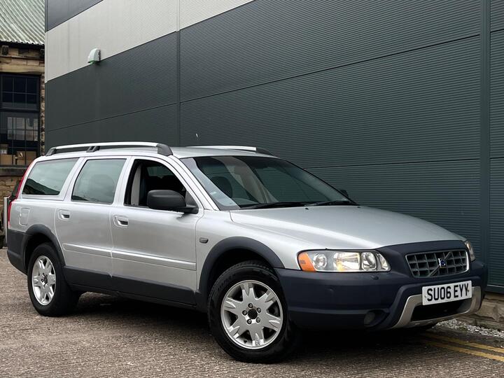 Volvo XC70 2.4 D5 SE AWD 5dr