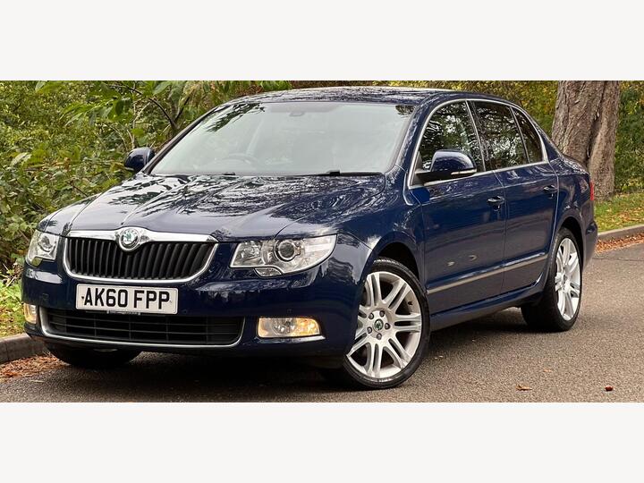 Skoda Superb 2.0 TDI Elegance Euro 5 5dr