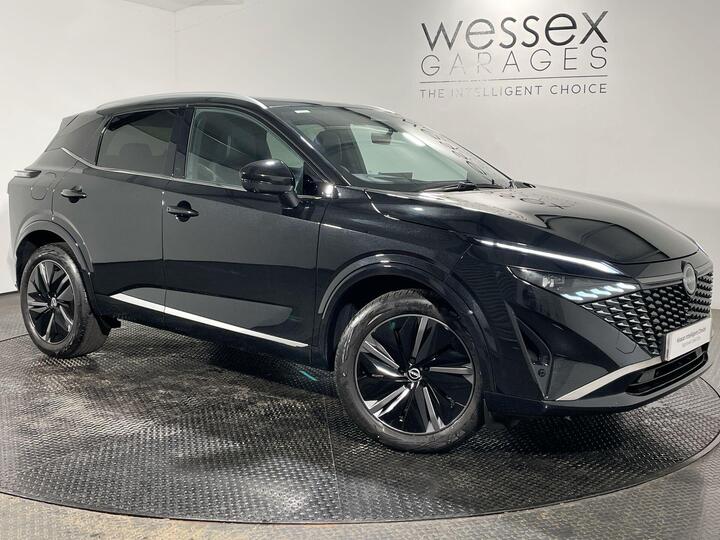 Nissan Qashqai 1.3 DIG-T MHEV Tekna Euro 6 (s/s) 5dr Nissan Qashqai 1.3 DIG-T MHEV Tekna Euro 6 (s/s) 5dr