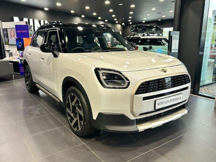 MINI Countryman 1.5C MHEV Exclusive Auto Euro 6 (s/s) 5dr