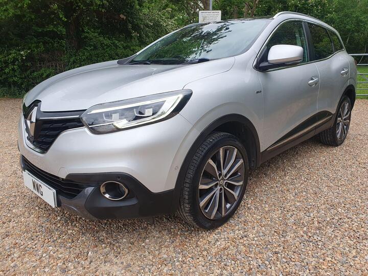 Renault Kadjar 1.2 TCe Signature S Nav EDC Euro 6 (s/s) 5dr Renault Kadjar 1.2 TCe Signature S Nav EDC Euro 6 (s/s) 5dr