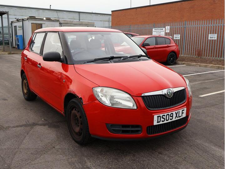 Skoda FABIA 1.2 HTP 6V 1 5dr Skoda FABIA 1.2 HTP 6V 1 5dr