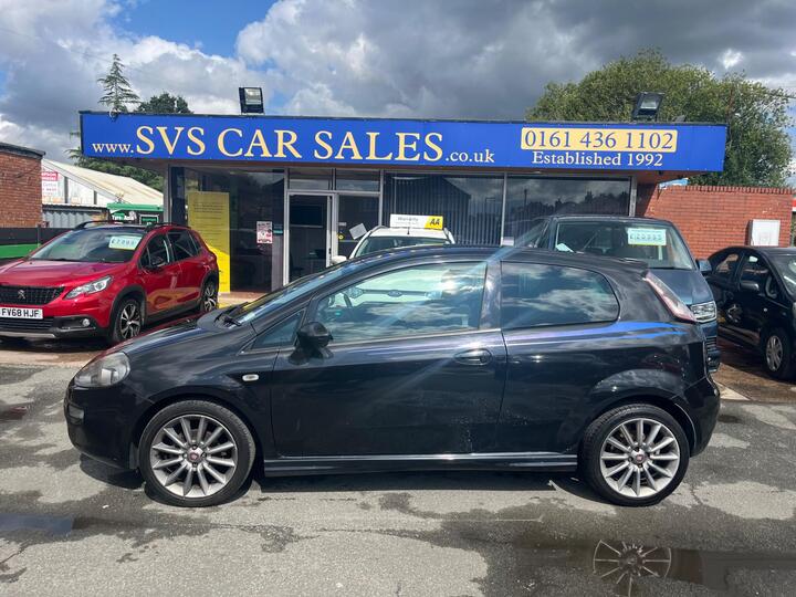 Fiat Punto 1.4 Jet Black II Euro 6 (s/s) 3dr