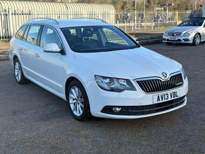 Skoda Superb 1.6 TDI SE GreenLine III Euro 5 (s/s) 5dr