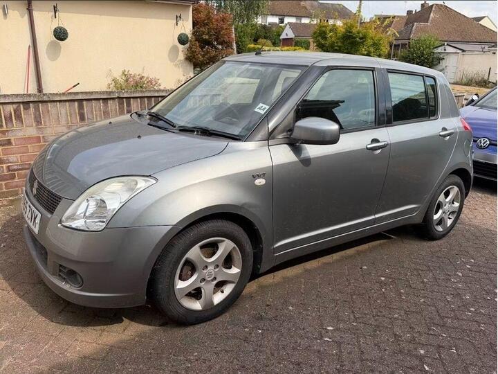 Suzuki Swift 1.5 GLX 5dr