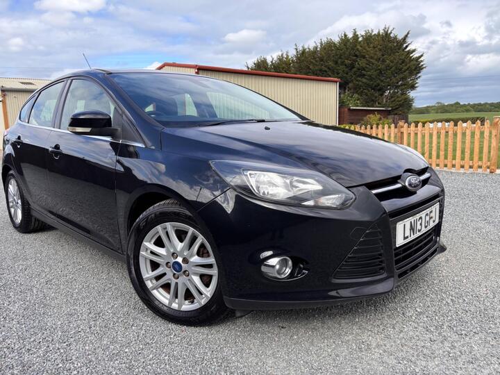 Ford Focus 1.0T EcoBoost Titanium Euro 5 (s/s) 5dr