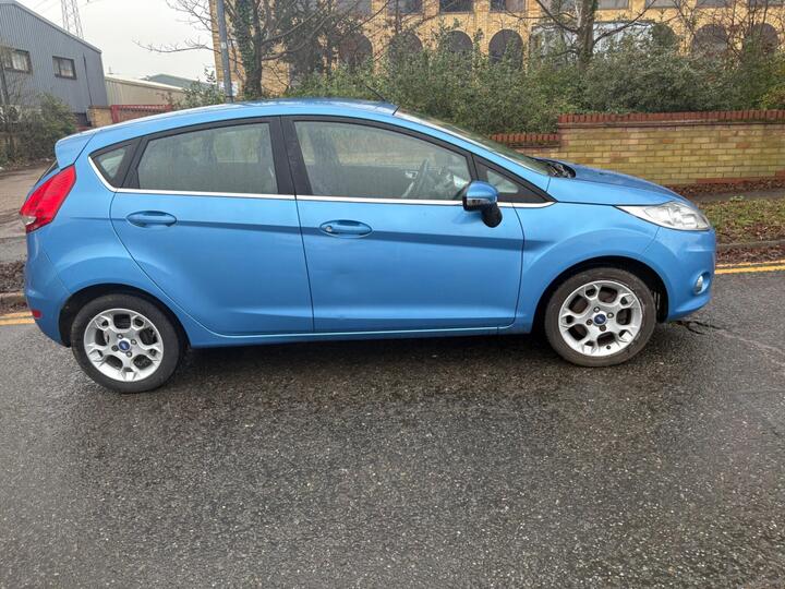 Ford Fiesta 1.4 Zetec 5dr