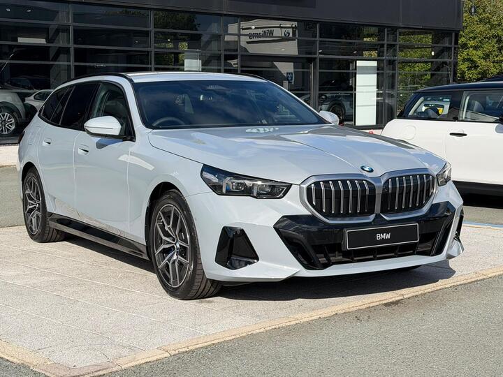 BMW 5 Series 2.0 520i MHT M Sport Touring Steptronic Euro 6 (s/s) 5dr