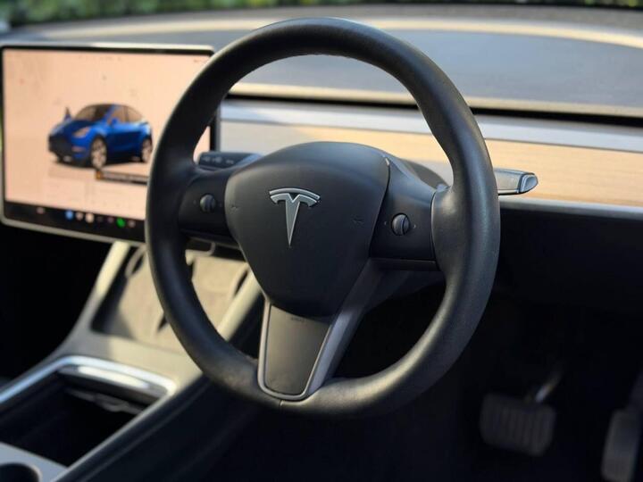 Tesla MODEL Y (Dual Motor) Long Range Auto 4WDE 5dr