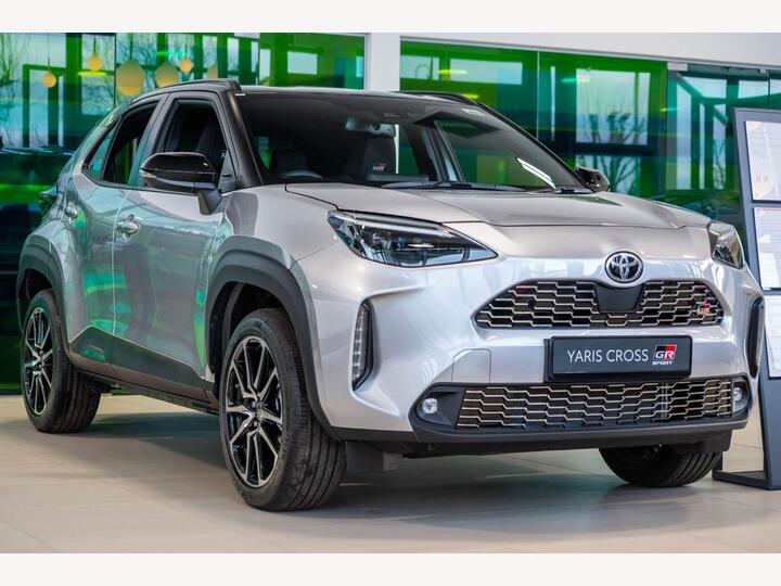 Toyota Yaris Cross 1.5 VVT-h GR SPORT E-CVT Euro 6 (s/s) 5dr