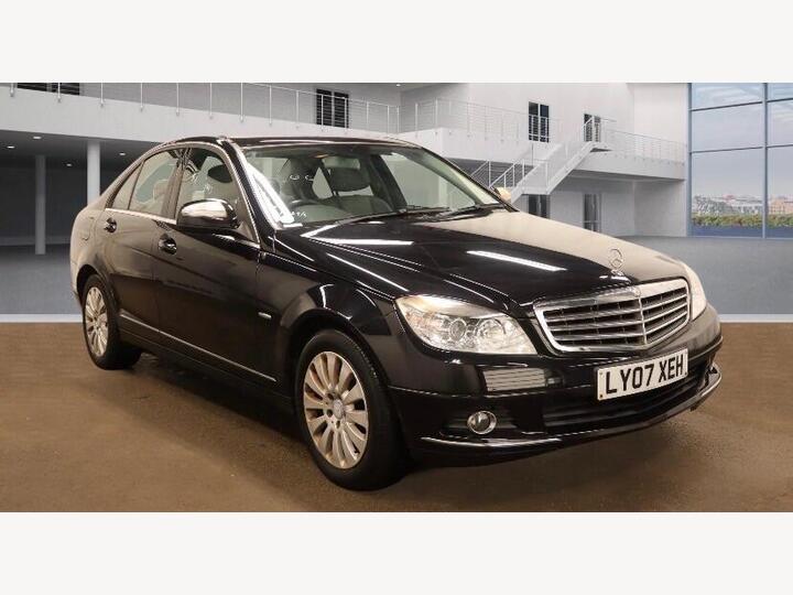 Mercedes-Benz C Class 2.1 C220 CDI Elegance Euro 4 4dr Mercedes-Benz C Class 2.1 C220 CDI Elegance Euro 4 4dr
