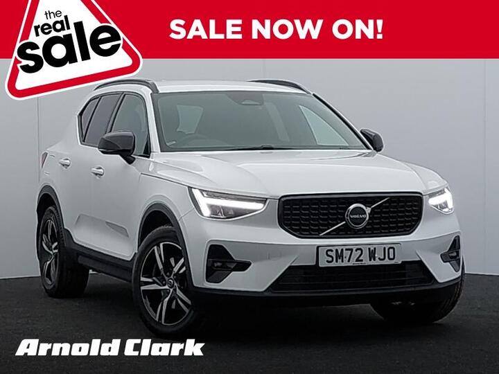 Volvo XC40 2.0 B3 MHEV Plus DCT Auto Euro 6 (s/s) 5dr