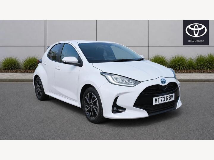Toyota Yaris 1.5 VVT-h Design E-CVT Euro 6 (s/s) 5dr