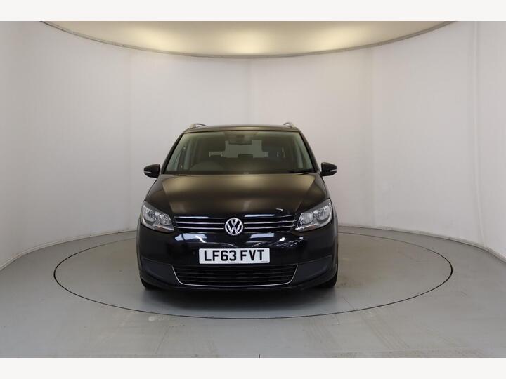 Volkswagen Touran 2.0 TDI BlueMotion Tech SE DSG Euro 5 (s/s) 5dr Volkswagen Touran 2.0 TDI BlueMotion Tech SE DSG Euro 5 (s/s) 5dr
