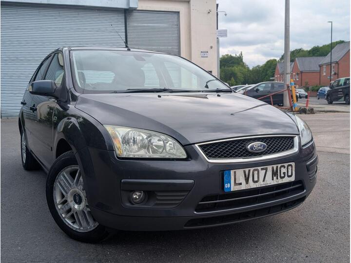 Ford Focus 2.0 Ghia 5dr