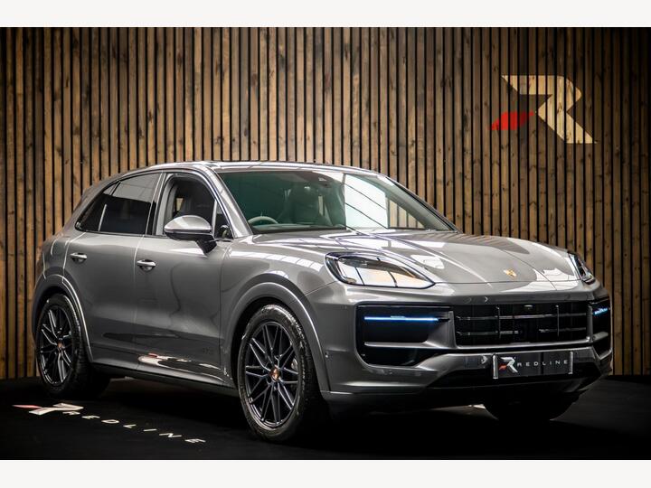 Porsche Cayenne 4.0T V8 GTS TiptronicS 4WD Euro 6 (s/s) 5dr Porsche Cayenne 4.0T V8 GTS TiptronicS 4WD Euro 6 (s/s) 5dr