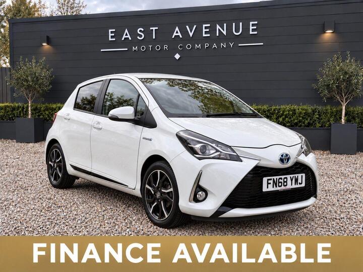 Toyota Yaris 1.5 VVT-h Design E-CVT Euro 6 (s/s) 5dr