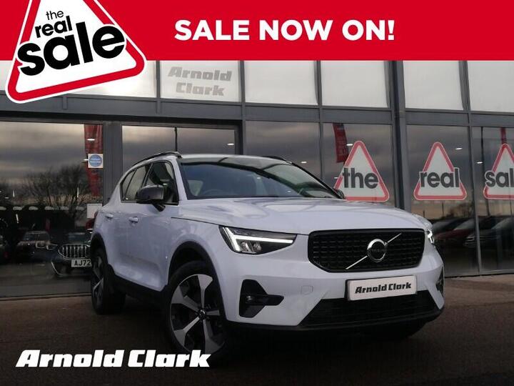 Volvo XC40 2.0 B4 MHEV Plus DCT Auto Euro 6 (s/s) 5dr