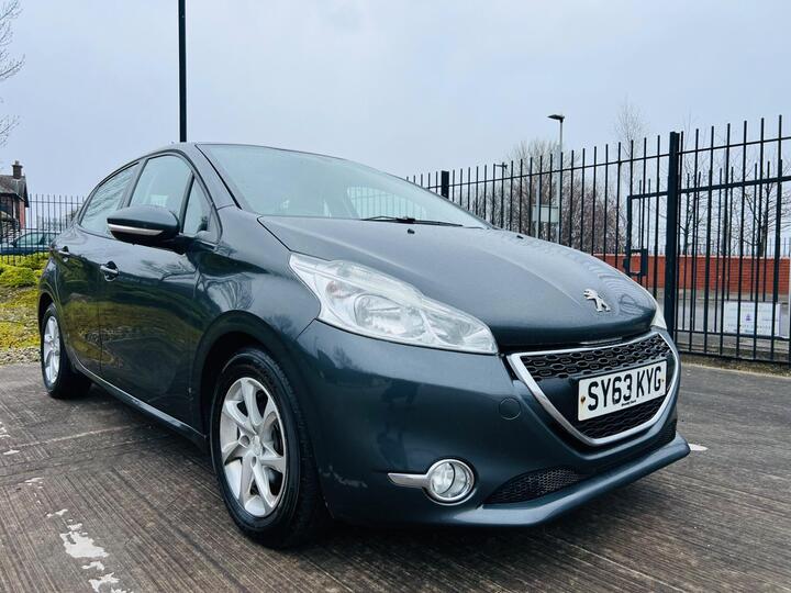 Peugeot 208 1.2 VTi Active Euro 5 5dr Peugeot 208 1.2 VTi Active Euro 5 5dr
